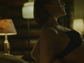 Кэти Сакхофф голая, Блю Хант секси – Другая жизнь s01e08 (2019) #7