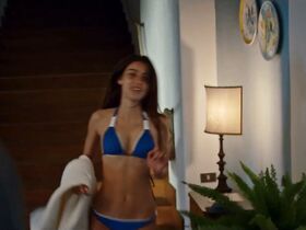 Элиза Визари секси, Елена Куччи секси, Каролина Крешентини секси – Дома всё в порядке (2018) #11