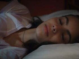 Элиза Визари секси, Елена Куччи секси, Каролина Крешентини секси – Дома всё в порядке (2018) #5