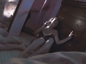 Тони Торрес голая, Катрин Чиарелли секси – В тихом омуте (2019) #14