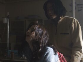 Сиори Дои голая, Фуми Никайдо голая – На берегу реки (2018) #10