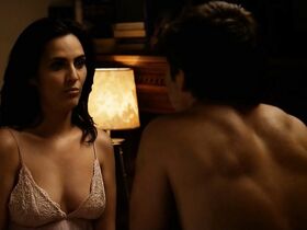 Хульета Диас секси, Карла Петерсон секси – 2+2 (2012) #11