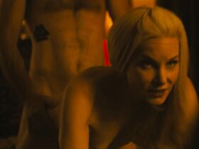 Моник Пэрент голая, Салли Кёркленд голая – Слабак (2019) #10