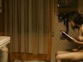 Наталия Гальгани голая, Тринидад Гонзалес голая – Бонсай (2009)