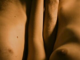 Наталия Гальгани голая, Тринидад Гонзалес голая – Бонсай (2009) #10