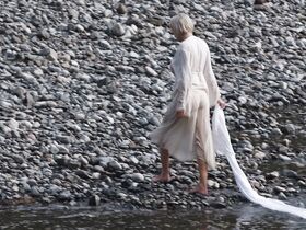 Кэролайн Врилэнд голая, Зои Чаит голая, Кензи Далтон секси – Пойманный с поличным (2019) #13