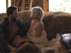 Кэролайн Врилэнд голая, Зои Чаит голая, Кензи Далтон секси – Пойманный с поличным (2019) #17