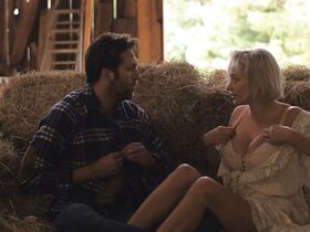 Кэролайн Врилэнд голая, Зои Чаит голая, Кензи Далтон секси – Пойманный с поличным (2019) #18