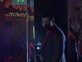 Кари Вурер голая, Бриттани Мерфи секси, Сандра Тейлор голая – Феникс (1998) #11