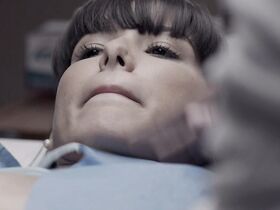 Кларисса Санчес голая, Клаудия Ла Гатта секси – Зеркала (2014) #2