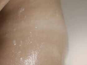 Кларисса Санчес голая, Клаудия Ла Гатта секси – Зеркала (2014) #5