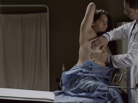 Кларисса Санчес голая, Клаудия Ла Гатта секси – Зеркала (2014) #7