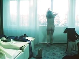 Марина де Граф голая, Китти Курбуа голая – Дебют (1977) #9