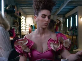 Джеки Тон секси, Кейт Нэш секси – Блеск s03e08-10 (2019) #5