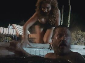 Мишель Миллер голая, Одри Бет голая, Тони Л. Митчелл голая – Вода (2019) #7