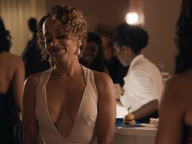 Эрика Пейдж голая, Эссенс Эткинс секси, Робин Гивенс секси, Кристина Киркман секси – Амбиции s01e01 (2019) #9