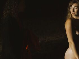 Одри Ле Бьян голая, Анн-Лор Груэт голая – Léa (2018) #9