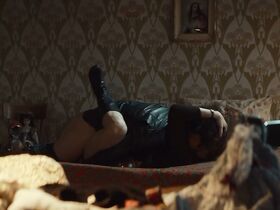 Мари-Анж Каста голая, Сара Кардиналетти голая, Сара Серрайокко голая – Беспощадный (2019) #16