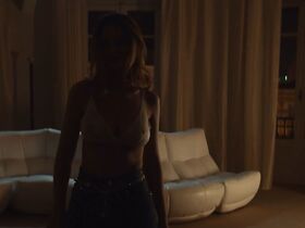 Мари-Анж Каста голая, Сара Кардиналетти голая, Сара Серрайокко голая – Беспощадный (2019) #24