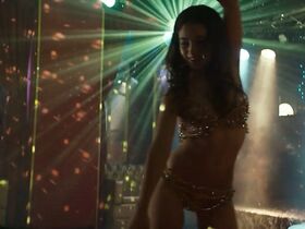 Мари-Анж Каста голая, Сара Кардиналетти голая, Сара Серрайокко голая – Беспощадный (2019) #5