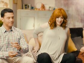 Кристина Хендрикс секси, Анна Кэмп секси – Яйцо (2018) #20