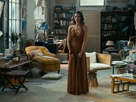 Кристина Хендрикс секси, Анна Кэмп секси – Яйцо (2018) #27