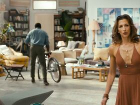 Кристина Хендрикс секси, Анна Кэмп секси – Яйцо (2018) #4