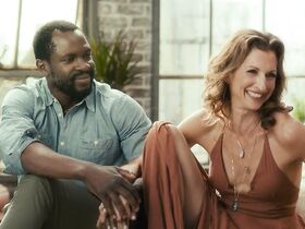 Кристина Хендрикс секси, Анна Кэмп секси – Яйцо (2018) #9