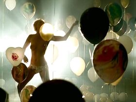 Ксения Зайцева секси, Елена Подкаминская голая – Ночные сестры (2007) #3