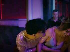 Мелисса Баррера голая – Жизнь s02e08 (2019) #6