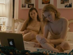 Ханна Гросс секси, Дераг Кэмпбелл голая – Раньше я был темнее (2013) #9