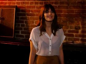 Виктория Джастис секси, Элла Хант секси, Елена Кампурис секси – Летняя ночь (2019) #7