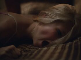 Сидни Суини секси, Хантер Шафер голая, Алекса Деми секси – Эйфория s01e04 (2019) #3