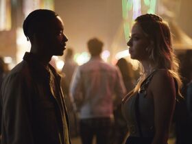 Сидни Суини секси, Хантер Шафер голая, Алекса Деми секси – Эйфория s01e04 (2019) #6