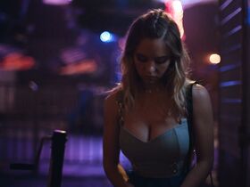 Сидни Суини секси, Хантер Шафер голая, Алекса Деми секси – Эйфория s01e04 (2019) #8