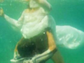 Лилли Карати голая, Риа Де Симоне голая – Учительница естественных наук (1976) #15