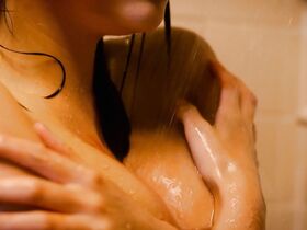 Кристал Арнетт секси, Кейт Костильо секси, Ванесса Ли секси – Ты не можешь убить Стивена Кинга (2012) #21