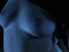 Кейтлин Дэйли голая, Дилинн Палевый Харви голая, Рейчел Лаген голая – Клоунадо (2019) #13