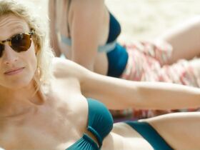 Александра Лами секси, Анн Маривен секси, Оливия Коте секси – Без комплексов (2019)