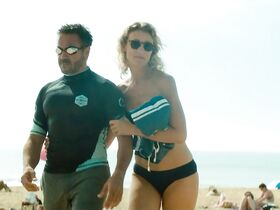 Александра Лами секси, Анн Маривен секси, Оливия Коте секси – Без комплексов (2019) #5