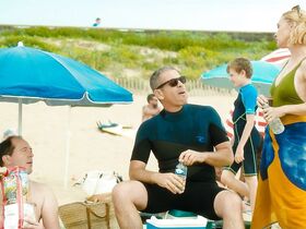 Александра Лами секси, Анн Маривен секси, Оливия Коте секси – Без комплексов (2019) #9