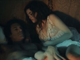 Жуана Рибейру голая, Мафалда Родригез голая – Мать Паула s01e01-07 (2017) #11