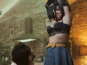 Маримар Вега голая, Мэриэл Молино секси, Фабиола Кампоманес секси – Игра ключей s01e06 (2019) #8