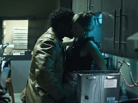 Даша Некрасова голая, Алексия Расмуссен секси – Ходячий призрак (2019) #3