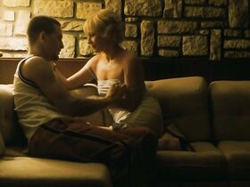 Юдит Резеш голая, Габриэлла Хамори голая – Сезон (2004) #6