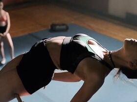 Уилла Фицджералд секси, Марло Келли секси, Эрисен Ф. Гардиола секси – Как ты смеешь s01e02 (2019) #3