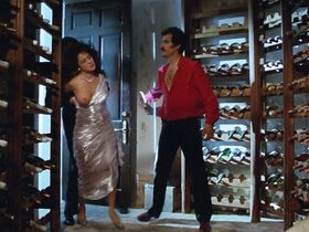 Лора Альберт голая, Белла Донна голая – Ангелочек 3: Последняя глава (1988) #18