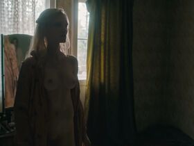 Магдалена Целецка голая, Агата Бузек голая – Темно, почти ночь (2019) #4