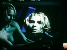 Магдалена Целецка голая, Виолетта Колаковска голая – Эгоисты (2000) #7