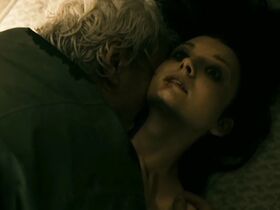 Симона Стоическу голая, Иоана Барбу голая – Если семя не умрет (2010) #18